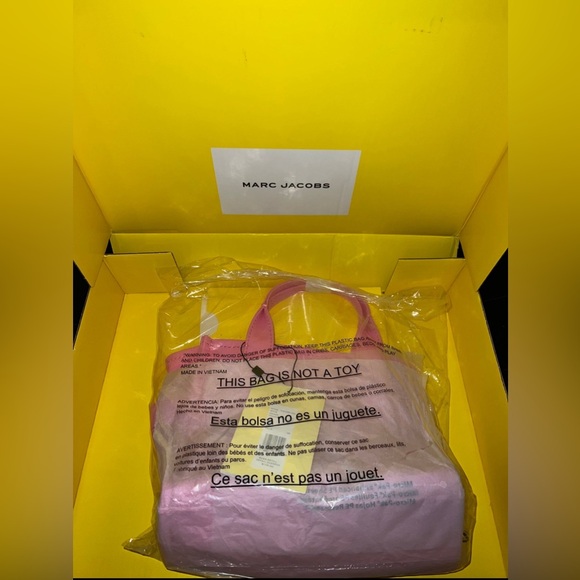 MARK JACOBS SMALL THE TOTE BAG PETAL PINK NWT SOLD OUT ONLINE - Picture 2 of 6